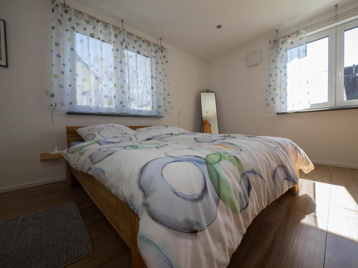 16Lilien Apartmentwohnung Вайблинген Экстерьер фото