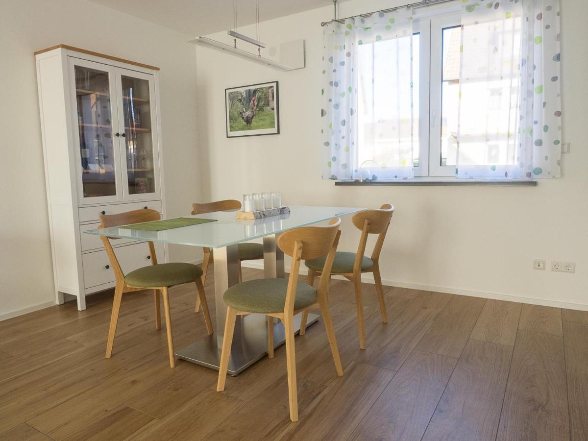 16Lilien Apartmentwohnung Вайблинген Экстерьер фото