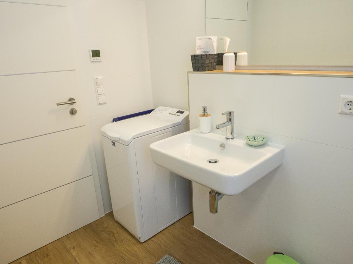 16Lilien Apartmentwohnung Вайблинген Экстерьер фото